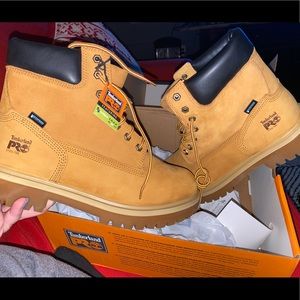 Brand new Waterproof & steel toe Timberlands Mens
